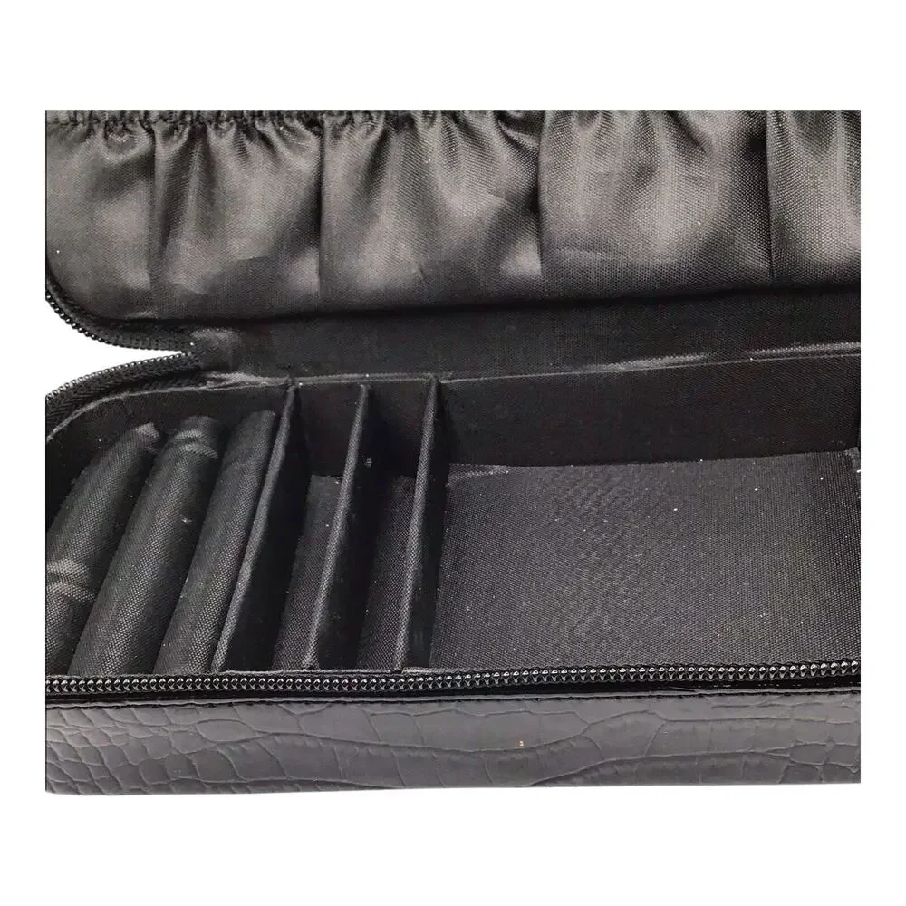 Liz Claiborne Black Faux Snakeskin Travel Jewelry Case Zipper Organizer